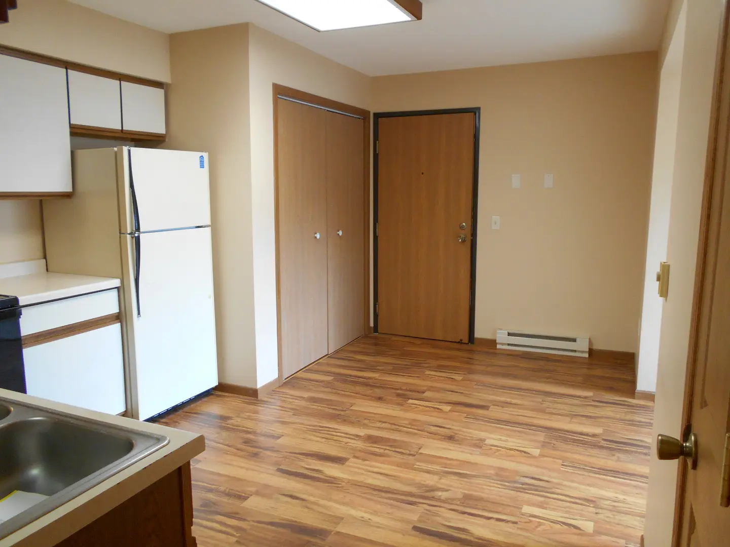 J & L Properties of River Falls, LLC